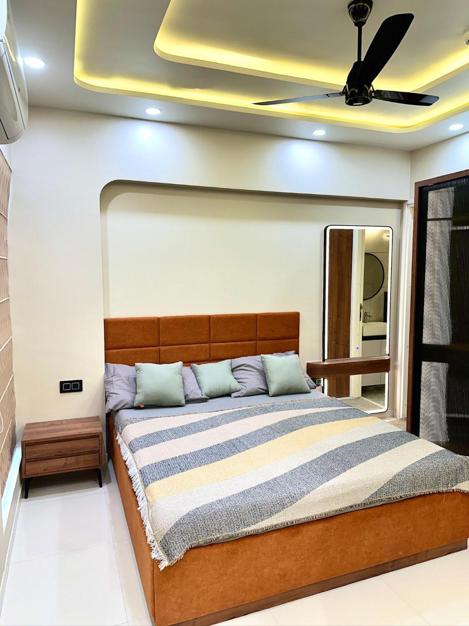 Peacock Palace 2Bhk Modern Ac Flat In Baner Pune Exterior photo